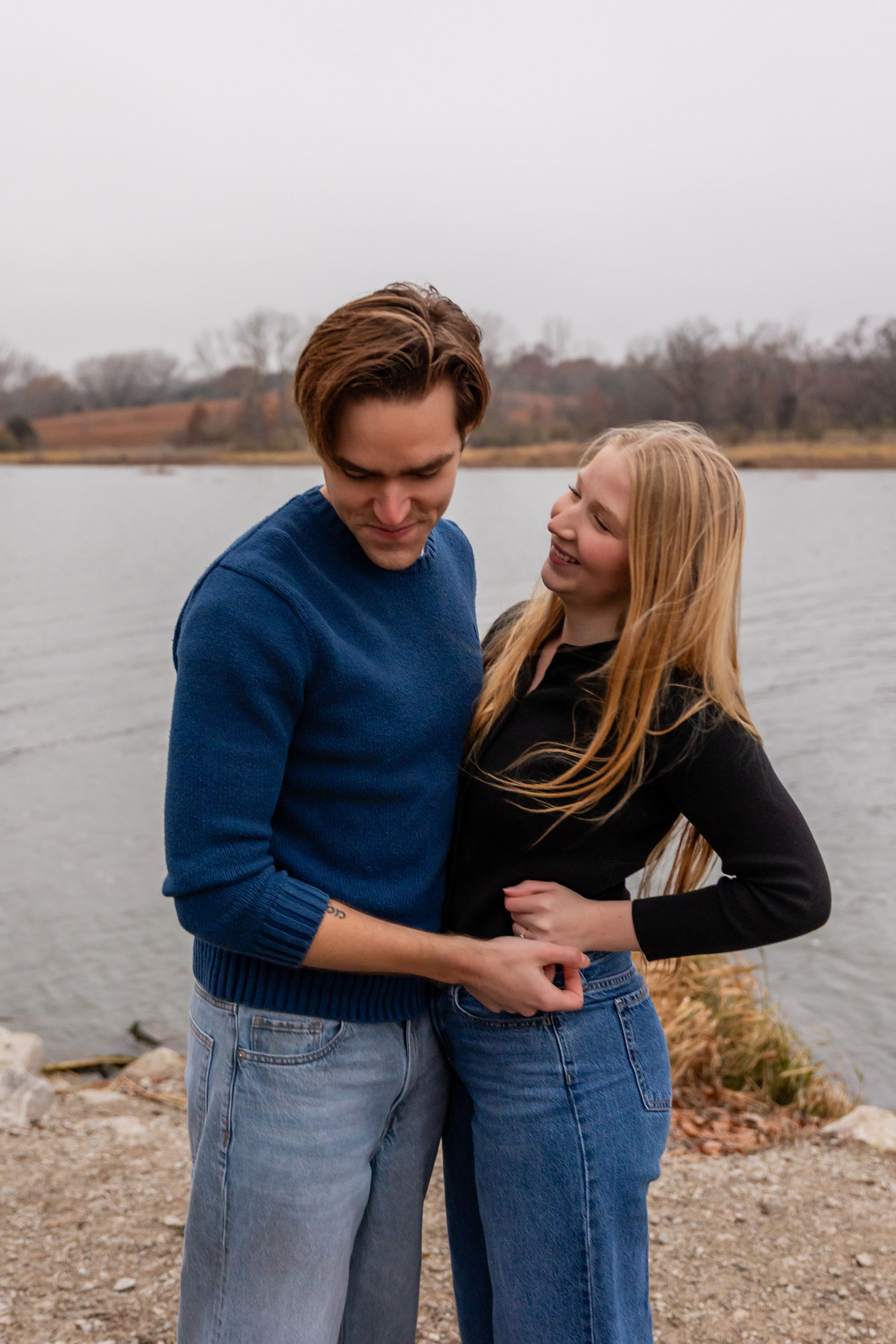 Engagement photo 32.